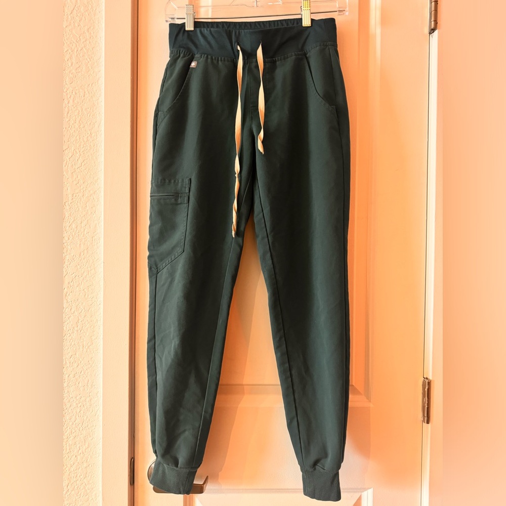 FIGS XS TEAL JOGGER